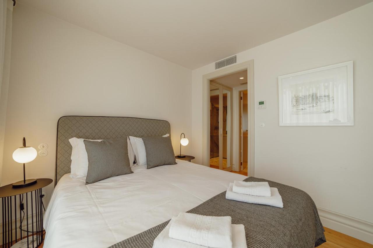 Downtown Penthouse With River View By Vacationy Porto Exterior photo